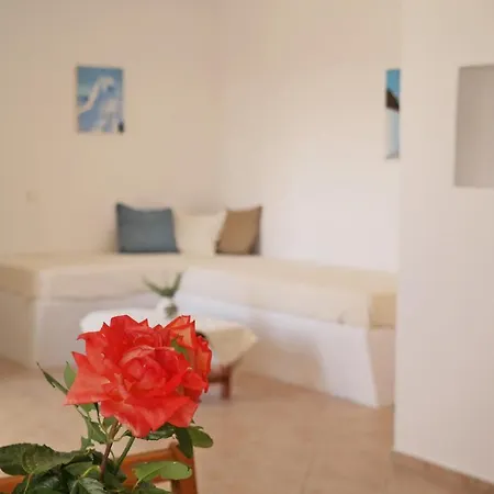 Apartament Agrabeli *
